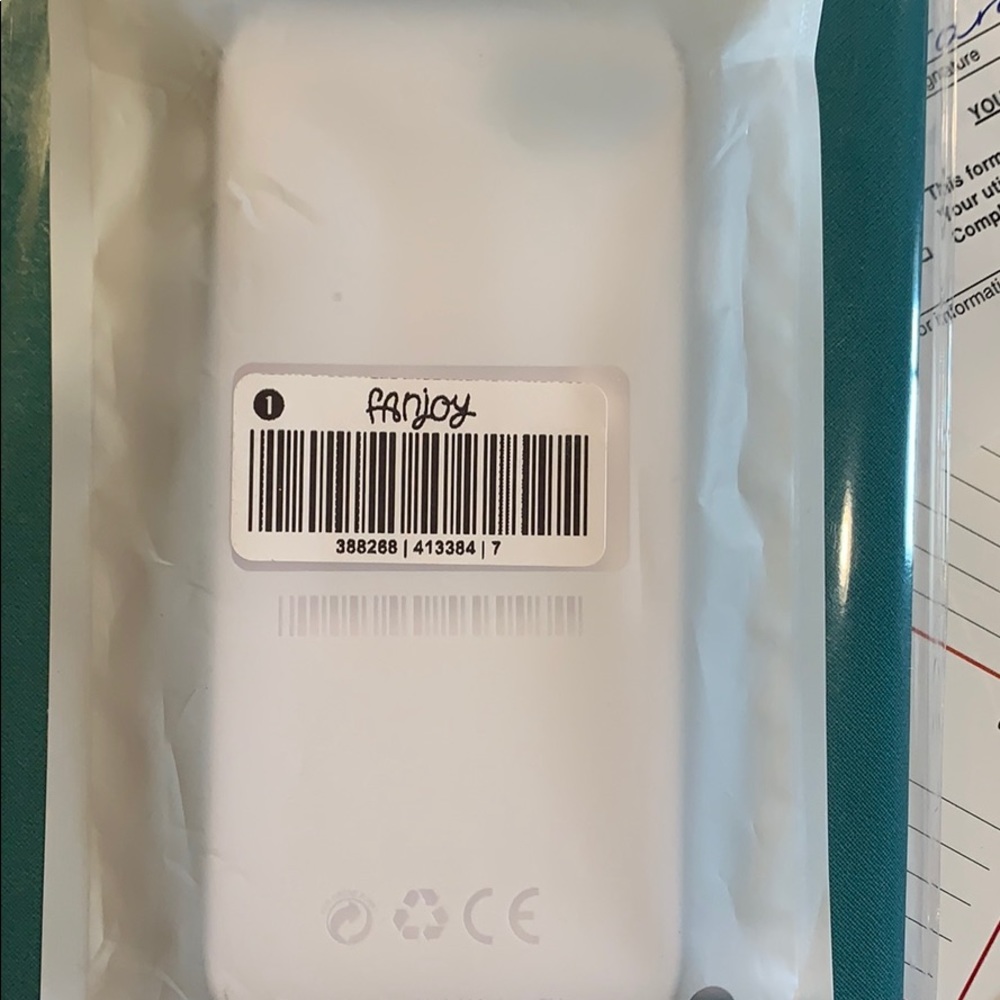 Addison Rae phone case - Picture 2 of 2